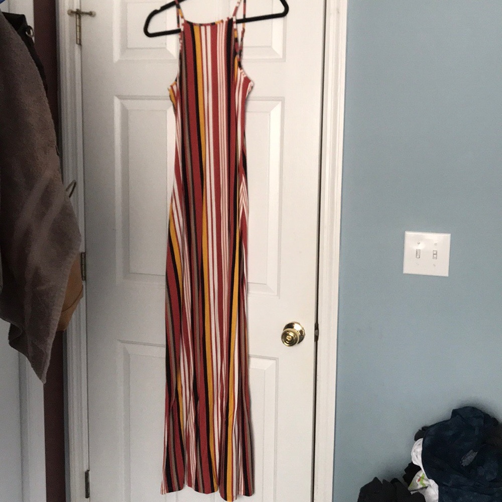 Forever 21 size small maxi dress